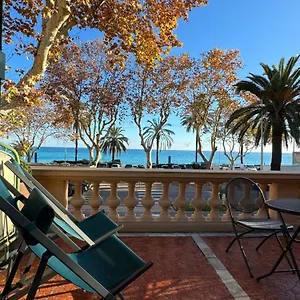 ** Hotel Pavillon Imperial Francia